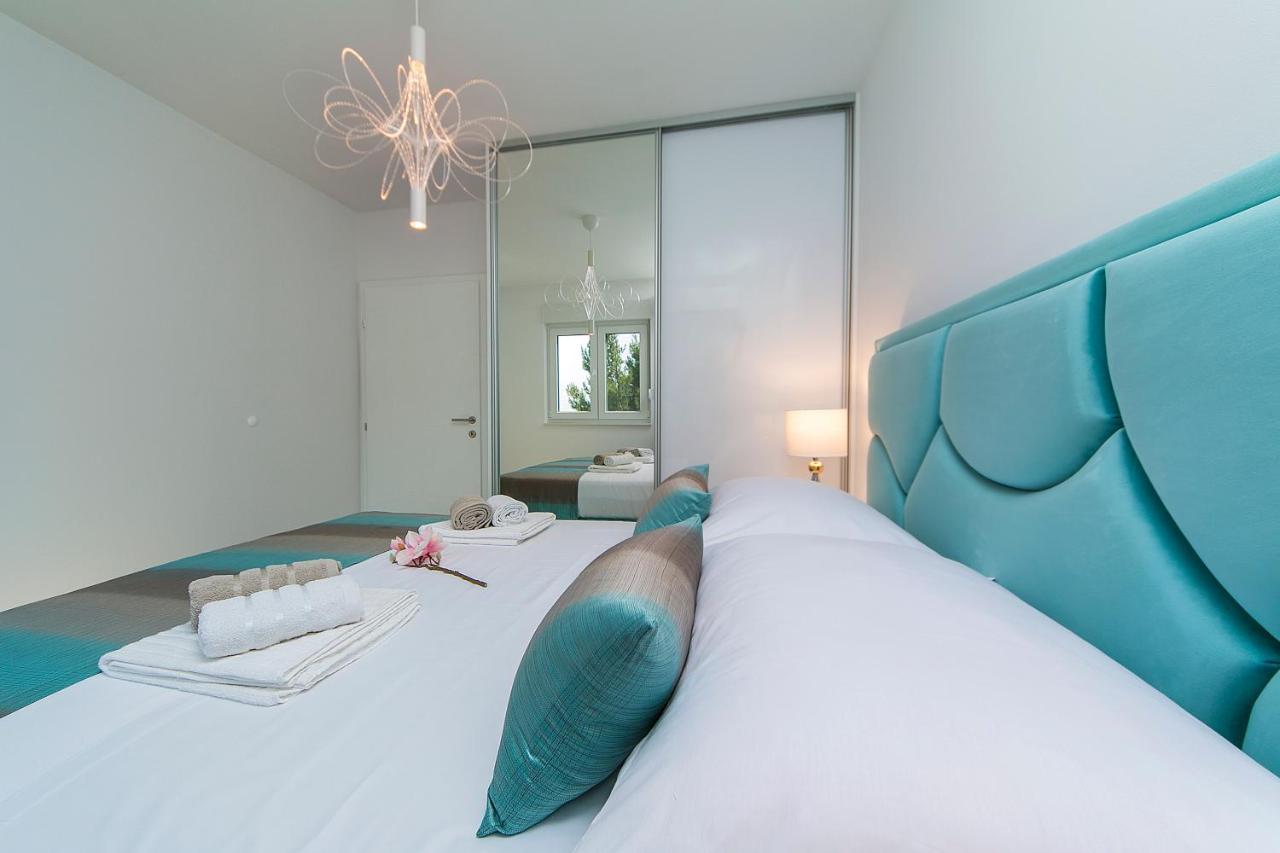 Apartman Blue Paradise Макарська Екстер'єр фото