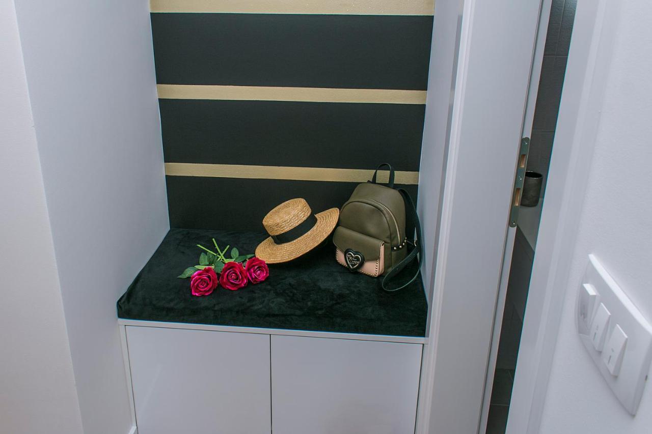 Apartman Blue Paradise Макарська Екстер'єр фото